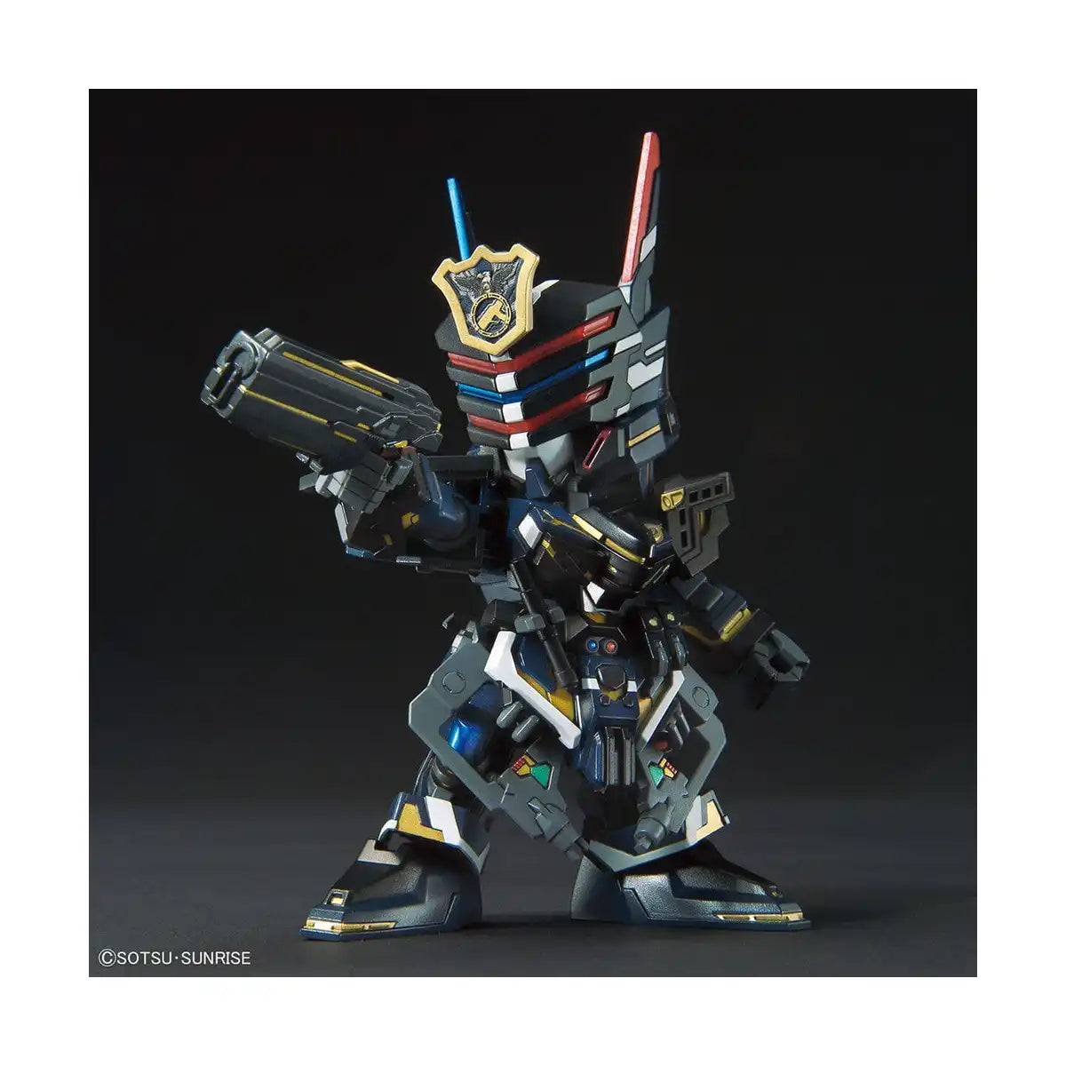 Bandai SD Gundam World Heroes Super Deformed Sergeant Verde Buster Model Kit Figure