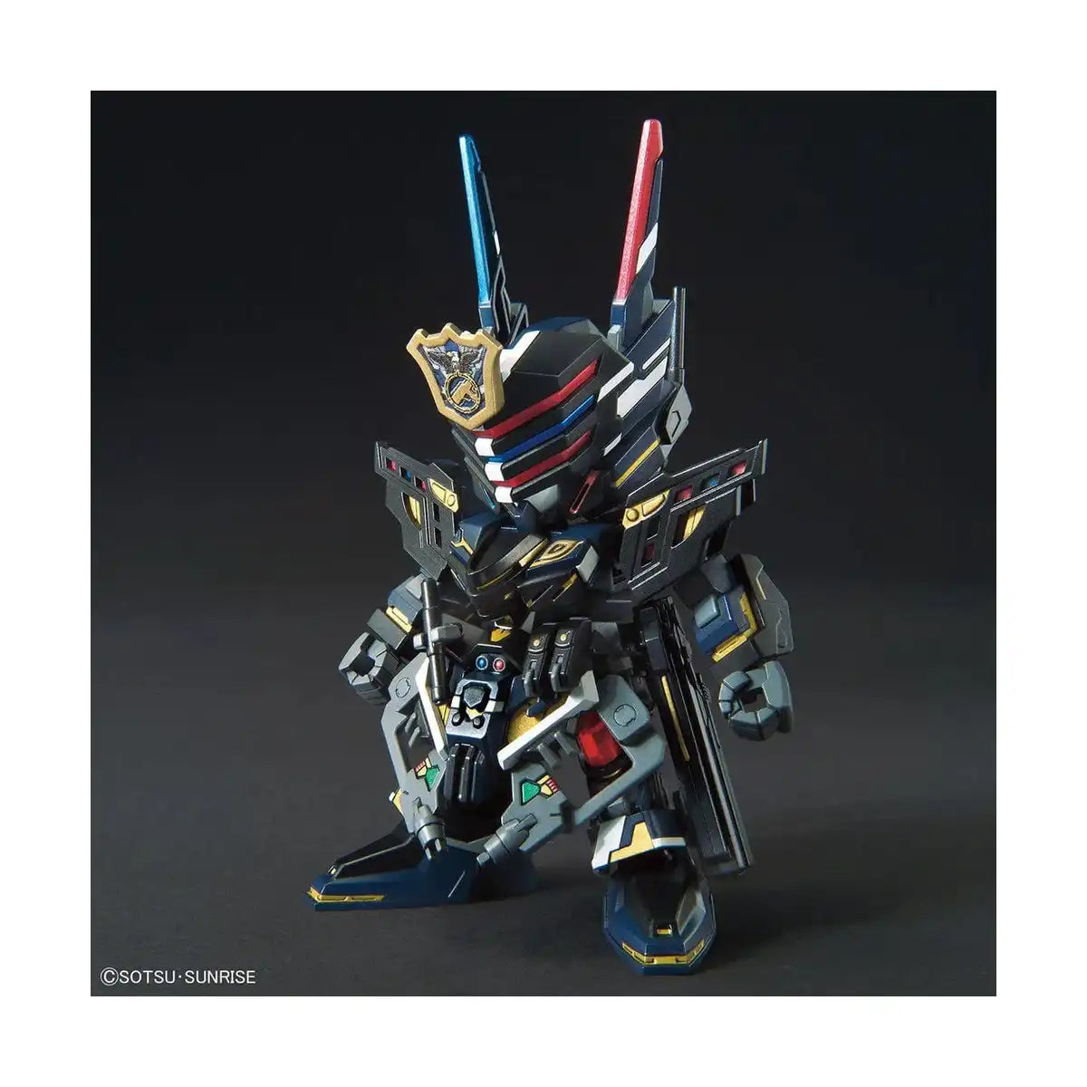 Bandai SD Gundam World Heroes Super Deformed Sergeant Verde Buster Model Kit Figure